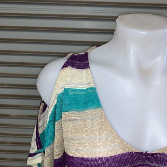 Lush striped cold shoulder shirt sleeve sweater - Picture 4 of 8